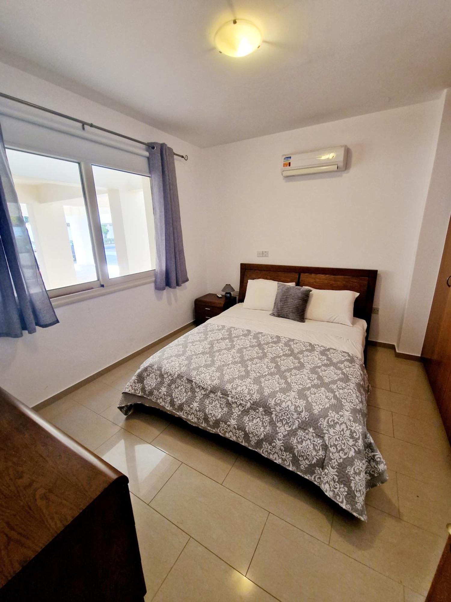 Ground Floor One Bedroom Apartment B2, 3 Pools, Free Wifi Peyia Exterior photo